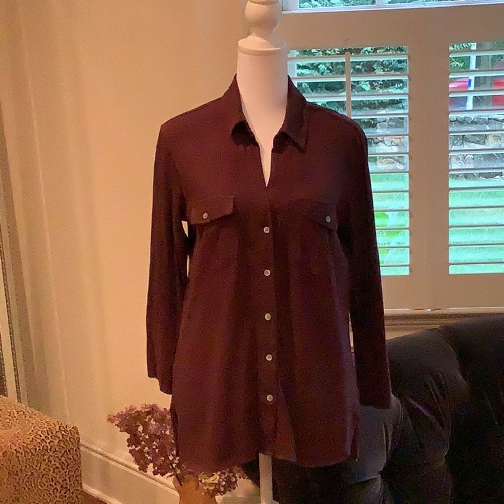 James Perse cotton top. JPs size 2 = medium.